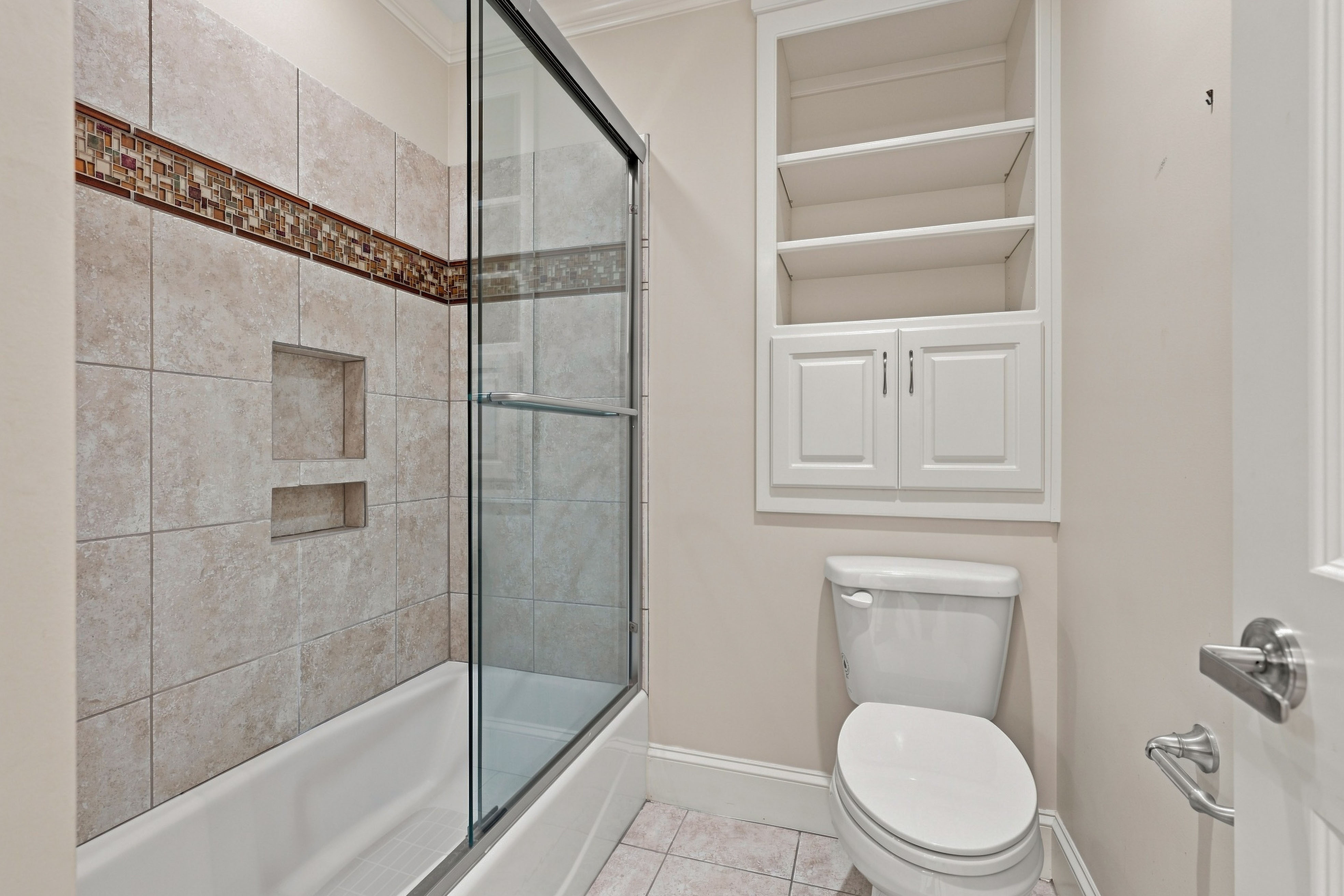 1100 Bachelors Run image 32